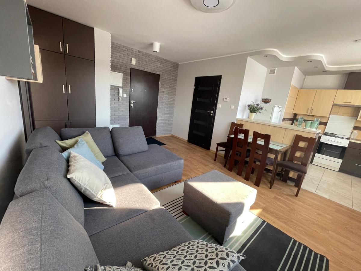 Komfortowe Studio 52 M2 W Centrum Grojca Grojec  Exteriör bild