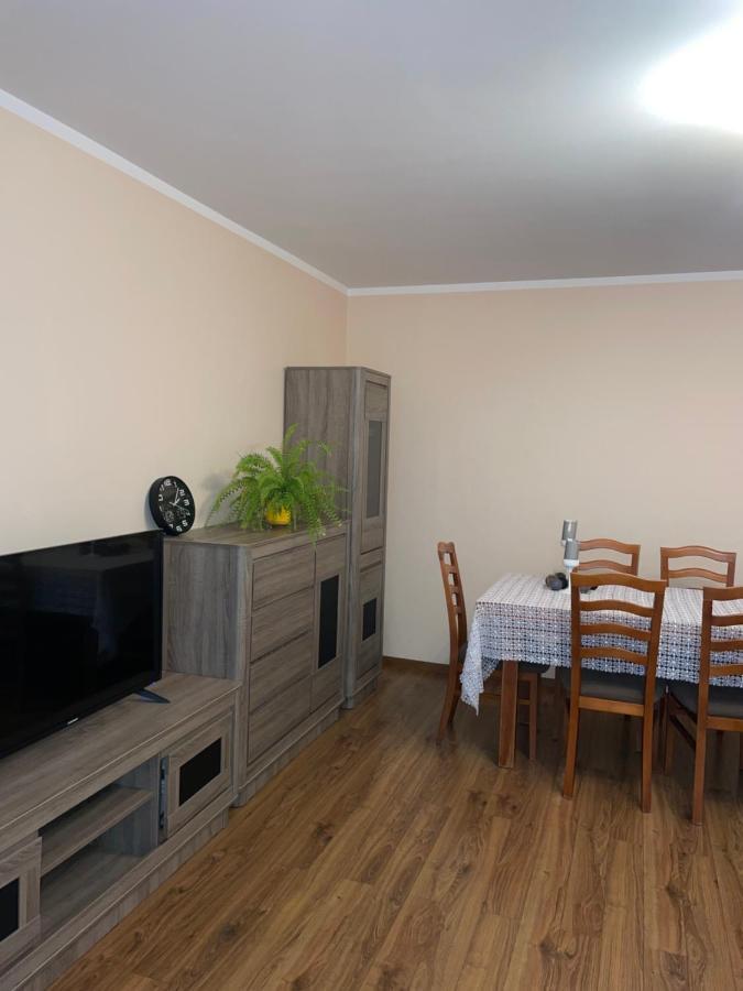 Komfortowe Studio 52 M2 W Centrum Grojca Grojec  Exteriör bild