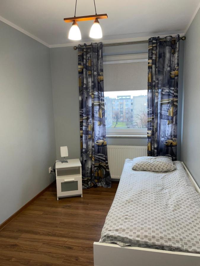 Komfortowe Studio 52 M2 W Centrum Grojca Grojec  Exteriör bild
